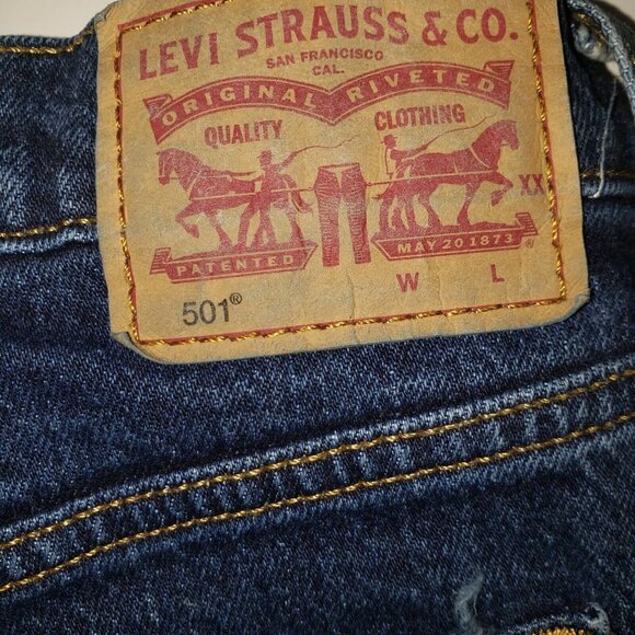Levi's 501 Cutoff Jean Shorts Women Size W33 Dark Wash Raw Edge Western Country - Picture 13 of 16